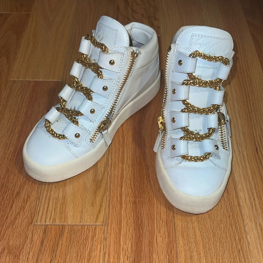 Giuseppe Zanotti White Leather Gold Chain High Top Sneakers women’s 36 US 6
